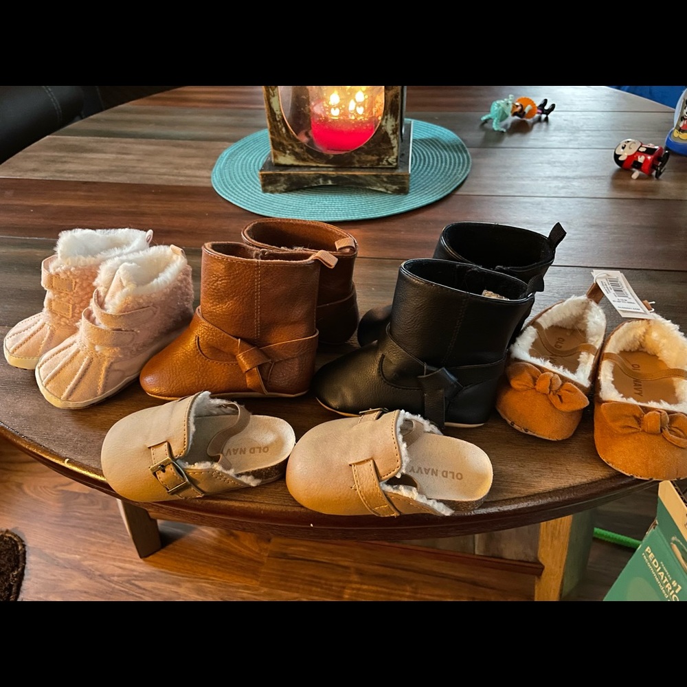 Old Navy baby shoes